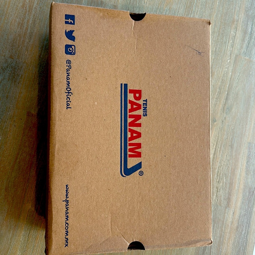 New Shoes Panam with Box 29 Mexican red and blue